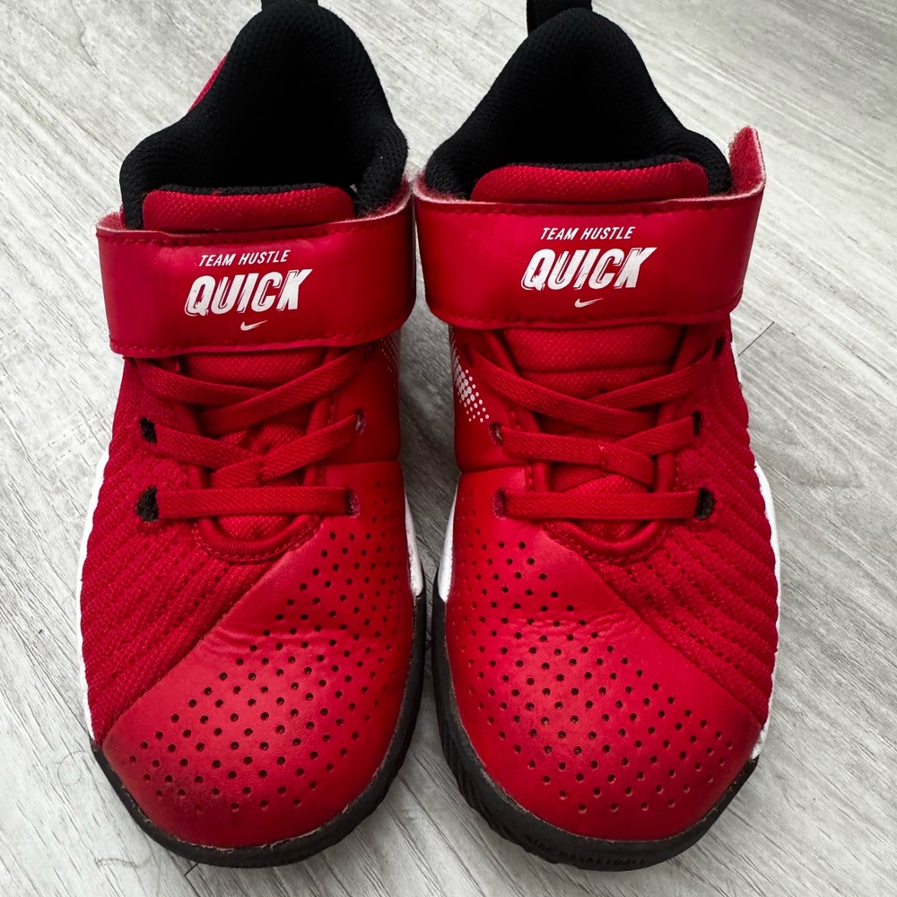 Nike Kids Red and Black Team Hustle Sneakers